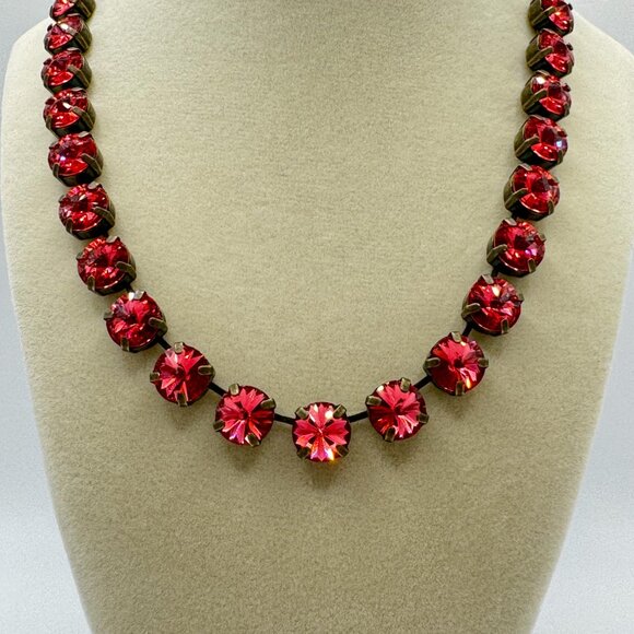 Peachy Pink Swarovski Crystal Necklace – Antique Gold Plated, Handcrafted Piece - Picture 6 of 7